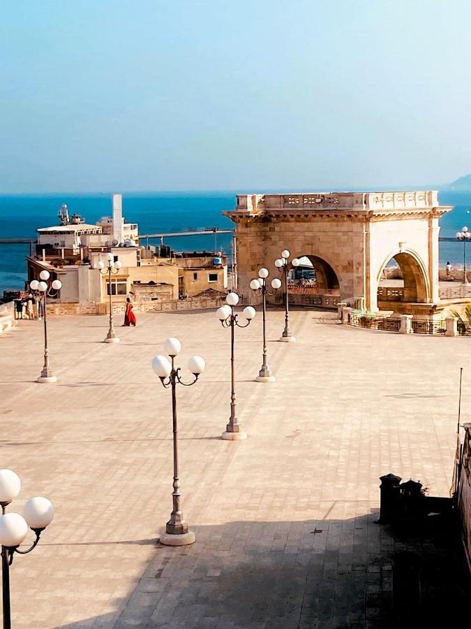 Domus Myoho Apartment Cagliari Bagian luar foto